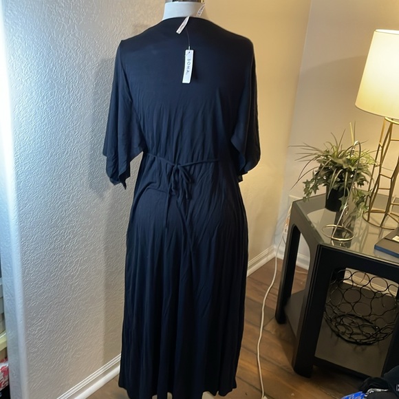 Soma NWT midi bra dress size Medium - Picture 2 of 5